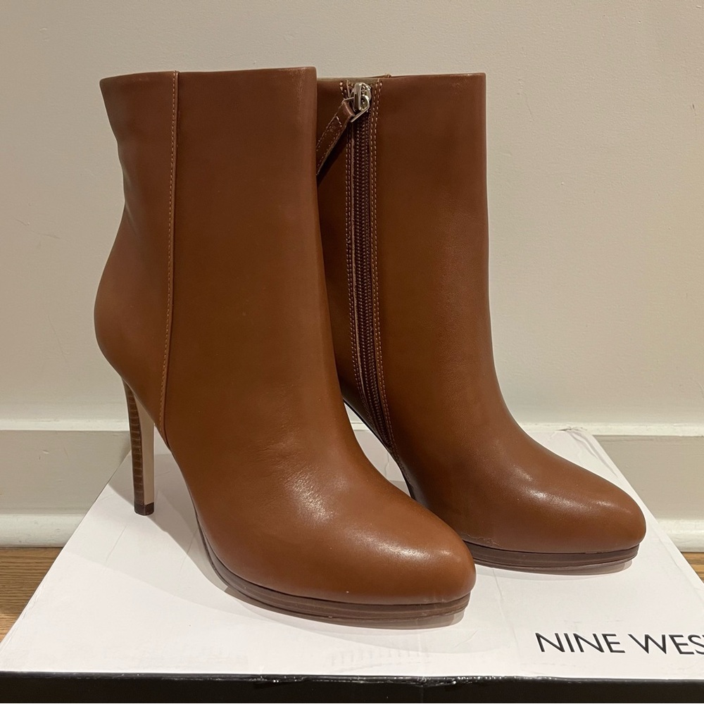 *NEW* Nine West Quanette Heeled Boots